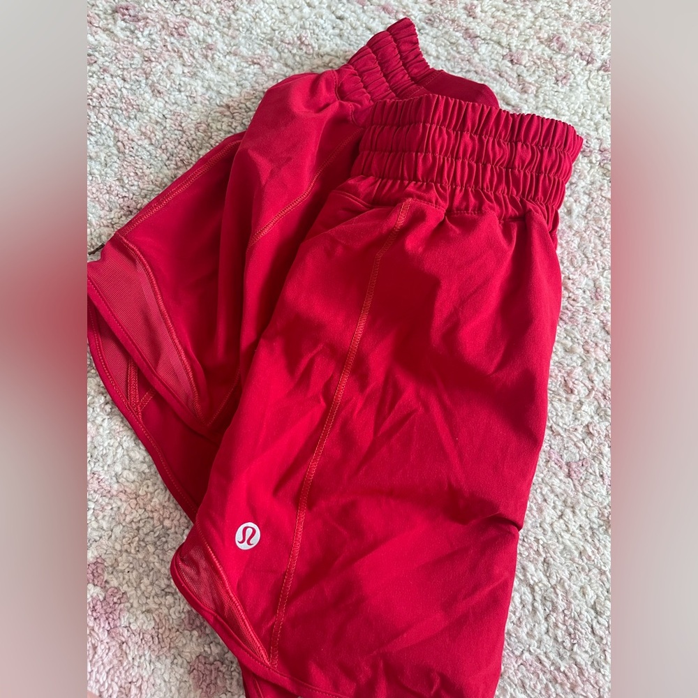 Lululemon Red Hotty Hots